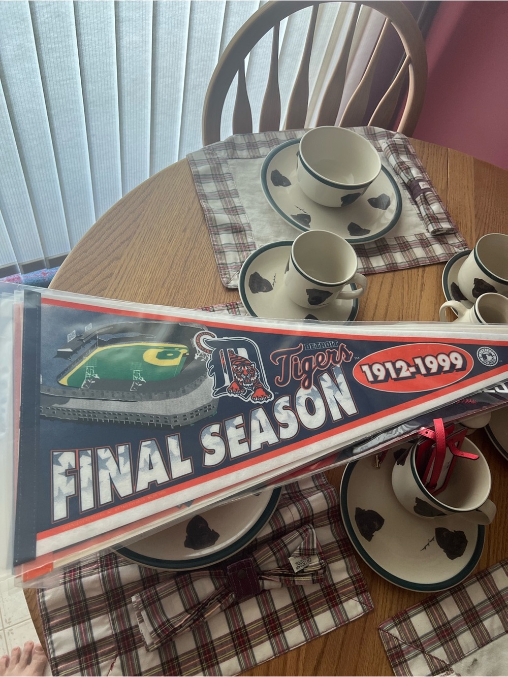 Detroit Tigers 1912-1999 Final Season Pennant